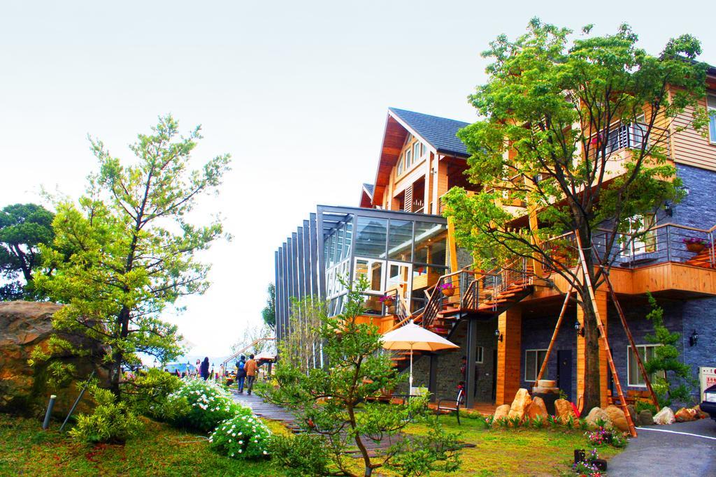 Spring Garden B&B 仁愛郷 エクステリア 写真